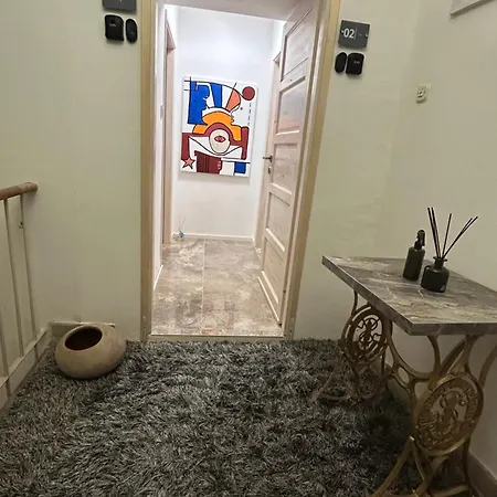 Apartment Boutique 02 *